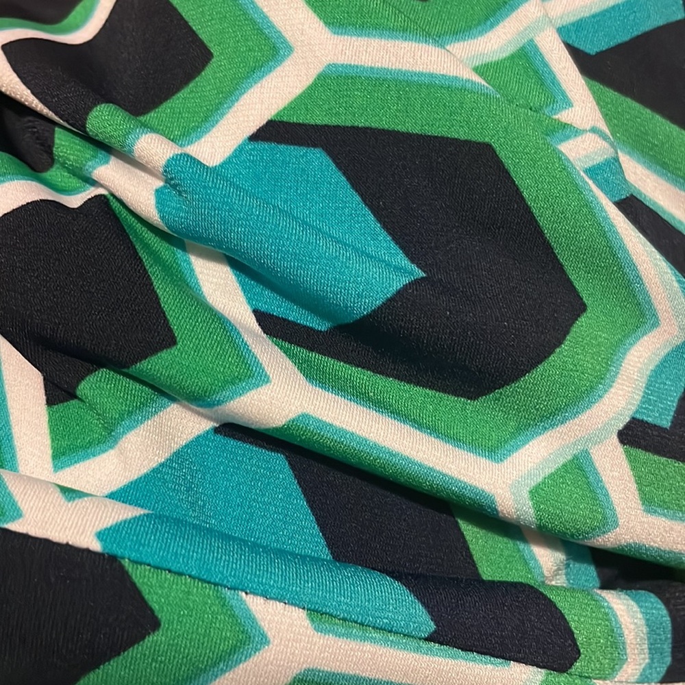 Geometric Pattern Dress - Picture 5 of 6